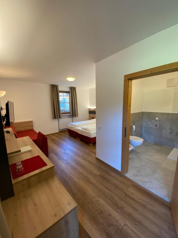 Hotel Restaurant Schaurhof Випитено Экстерьер фото